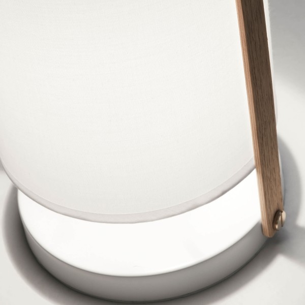 Настільна лампа Zayla – стильне освітлення для будь-якої кімнати