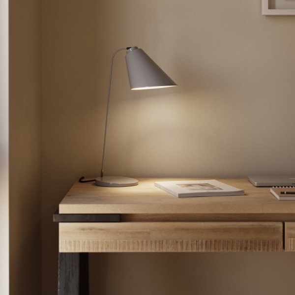 Настільна лампа Priti – інтер'єр у вашому стилі