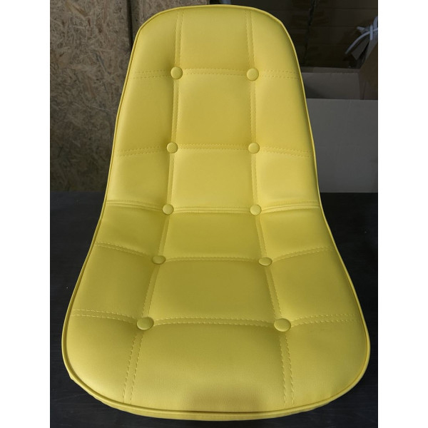 Обідній м'який стілець Агата - стиль та комфорт для вашої кухні та кафе