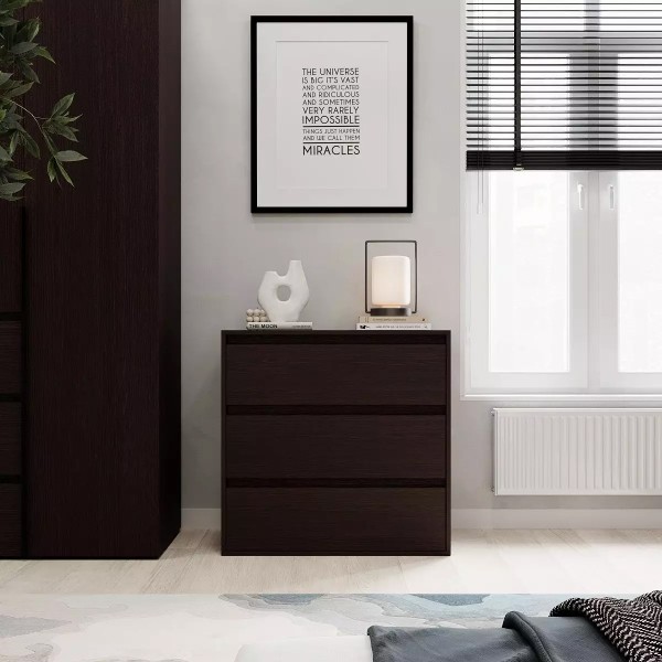 Комод 3 Light — стильний вибір для сучасної спальні