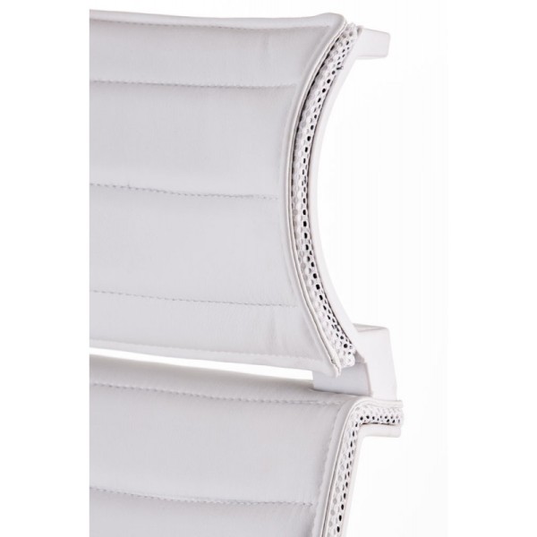 Комп'ютерне крісло Monika - Сучасний комфорт для вашого офісу