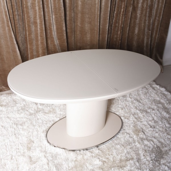 Стіл Orlando (Орландо) – сучасний стіл для вашої кухні