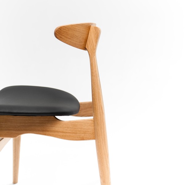 Стілець Lirica – сучасний стілець для кухні та кафе