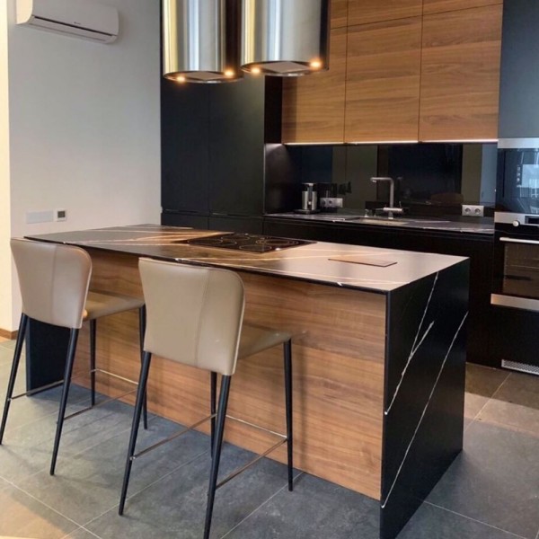 Напівбарний стілець Arthur (Артур) з шкіри