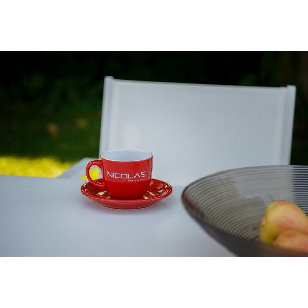 Стіл Caracas (Каракас) – стильний і практичний для вашої кухні або вулиці