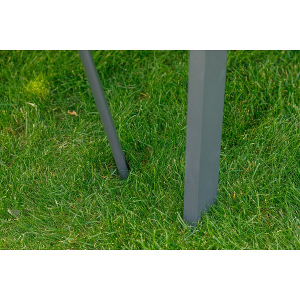 Стіл Caracas (Каракас) – стильний і практичний для вашої кухні або вулиці