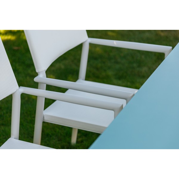 Стіл Salta — сучасний стіл для вулиці та кафе