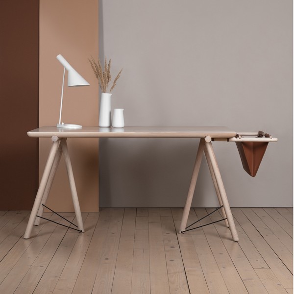 Стіл VM Desk (ВМ Деск) – сучасний та стильний вибір для вашого інтер'єру