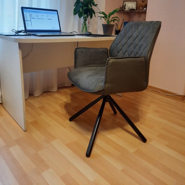 Стілець M-34 поворотний: сучасний стиль для вашої кухні