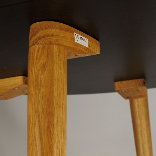 Круглий стіл Dan для кухні та кафе