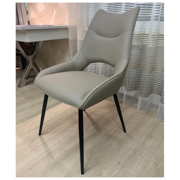 Стілець R-50 поворотний: стиль та комфорт для вашої кухні