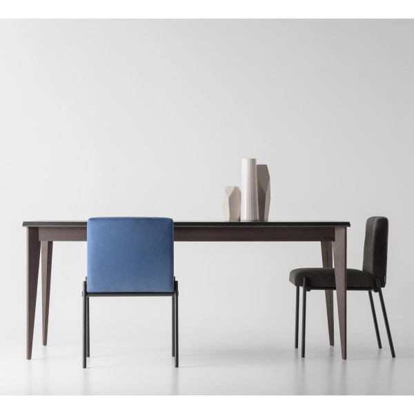 Стіл Ollly — стильний дерев’яний кухонний стіл у стилі лофт