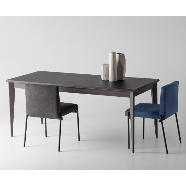 Стіл Ollly — стильний дерев’яний кухонний стіл у стилі лофт