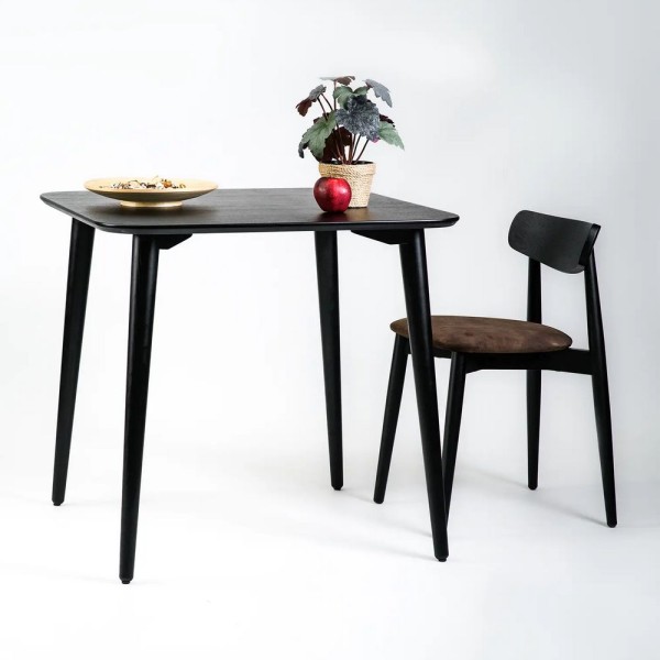 Стіл Dan 80x80 – квадратний кухонний стіл із дуба