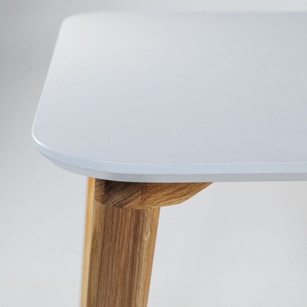 Стіл Dan 80x80 – квадратний кухонний стіл із дуба