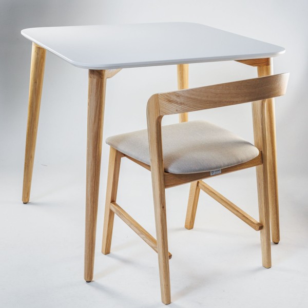 Стіл Dan 80x80 – квадратний кухонний стіл із дуба