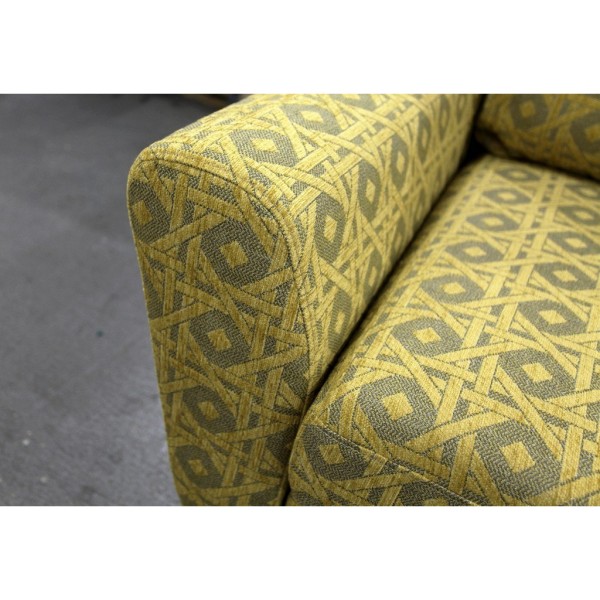 Прямий розкладний диван Олівер – комфорт та якість для вашого дому