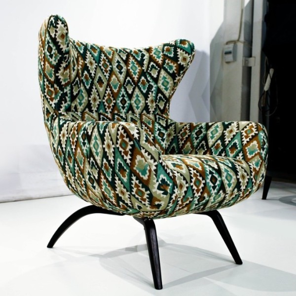 Крісло Челентано на ніжках — для стильного інтер'єру