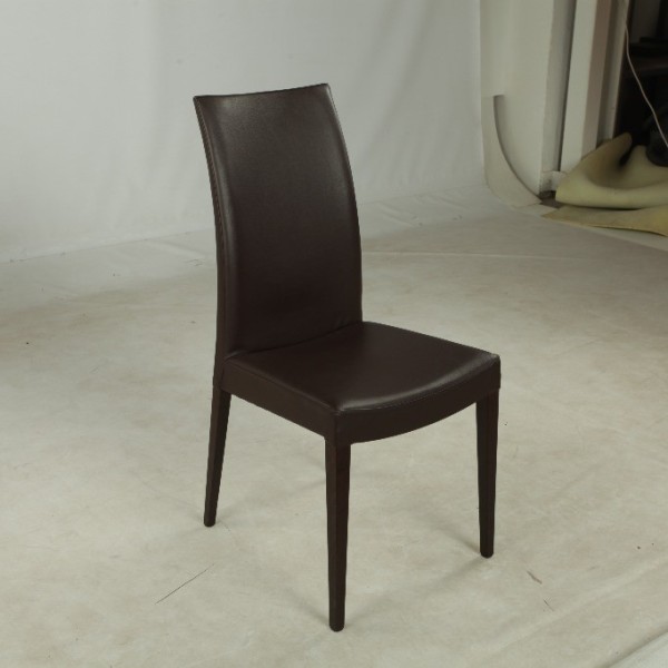 Стілець Левіс – стиль та комфорт для вашої кухні та кафе