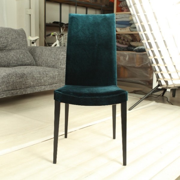 Стілець Левіс – стиль та комфорт для вашої кухні та кафе