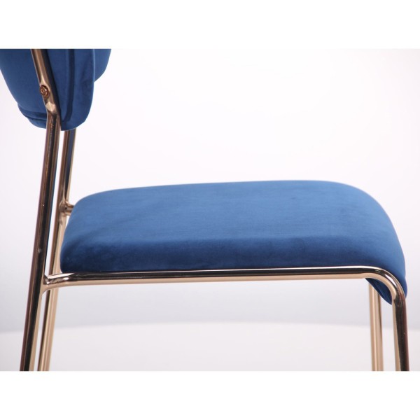 Стілець Alphabet A – ідеальний вибір для кухні та кафе