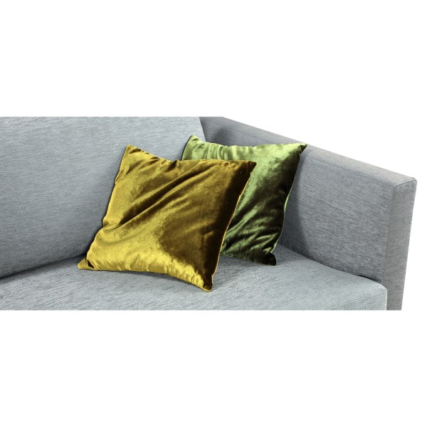 Прямий диван Берлусконі