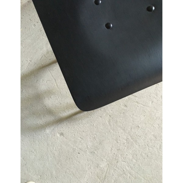 Барний стілець Oldman Jr black – стиль і комфорт для вашої кухні чи бару