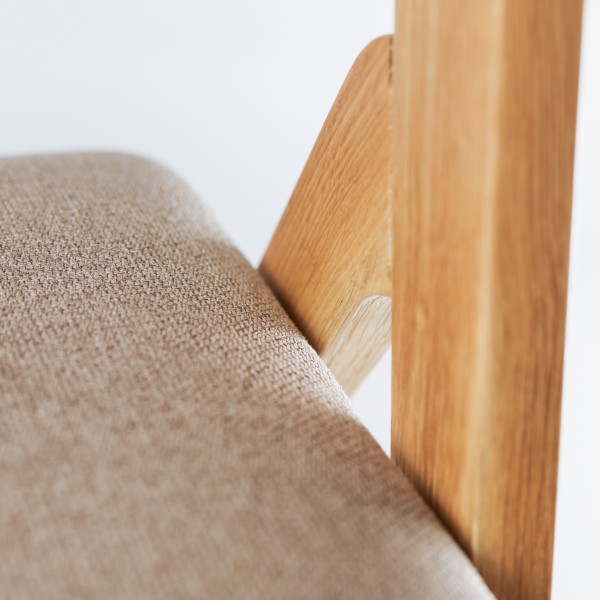 Cтілець Sova: Сучасний дизайн для вашого інтер'єру