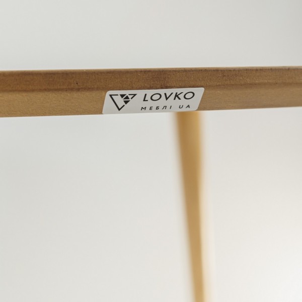 Стіл Dan круглий natural - ідеальний вибір для кухні та кафе