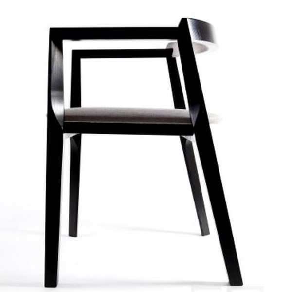 Стілець Aero – стильний вибір для кухні та кафе