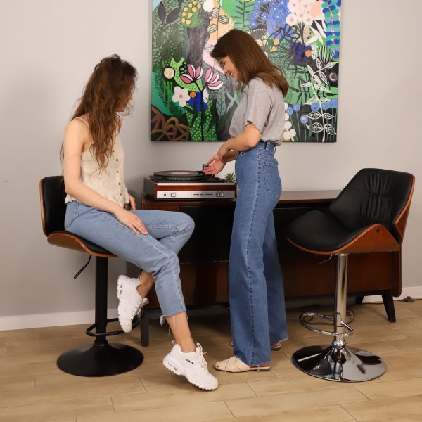 Барний стілець Grand чорна ніжка – стиль та комфорт для вашого інтер'єру