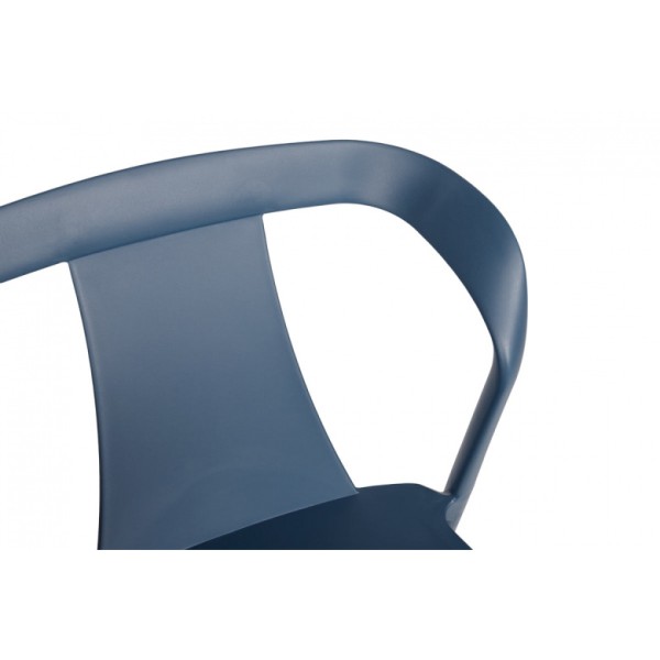 Стілець Iva – стильний вибір для дому та саду