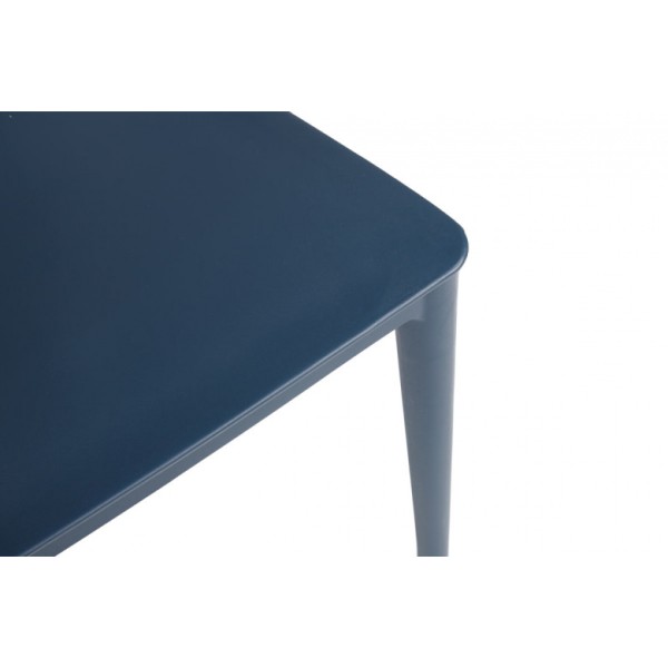 Стілець Iva – стильний вибір для дому та саду