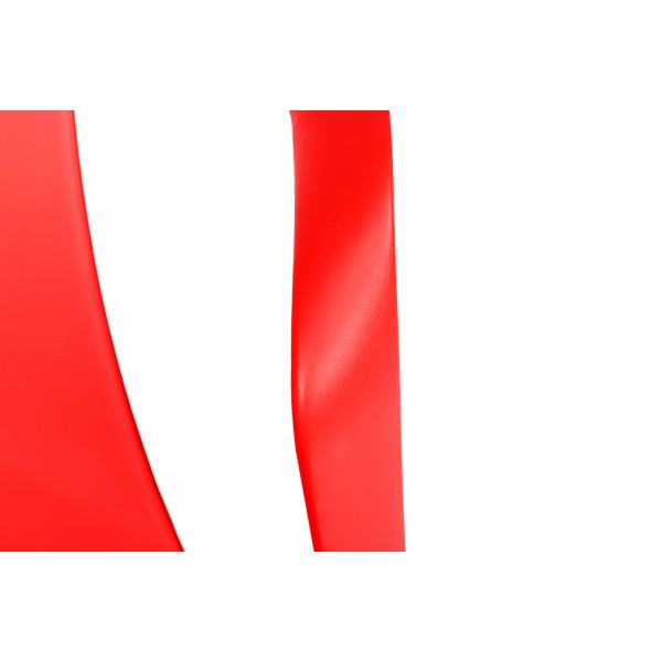 Стілець Iva – стильний вибір для дому та саду