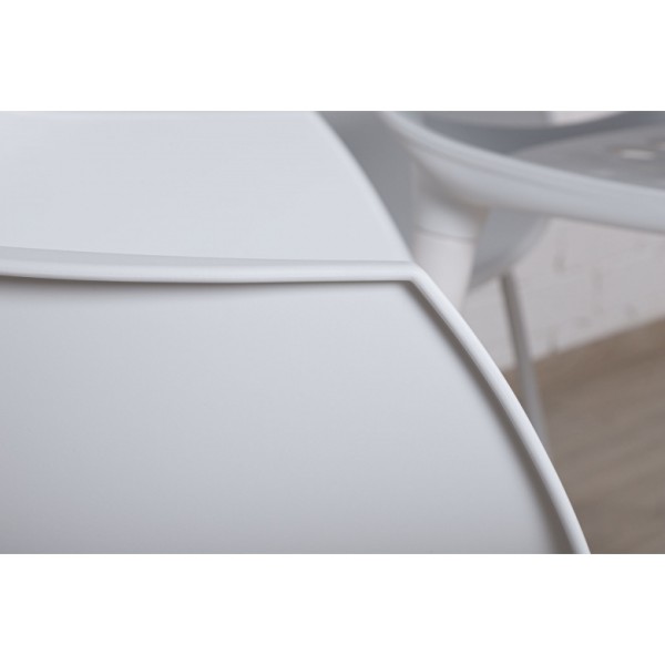 Стілець Lily — стильний стілець для вашої оселі та саду