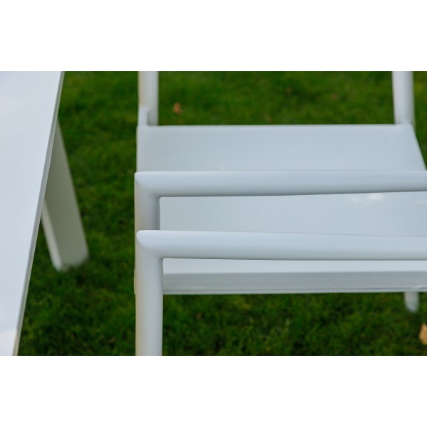 Стілець Salta — стиль та комфорт для вашого дому та саду