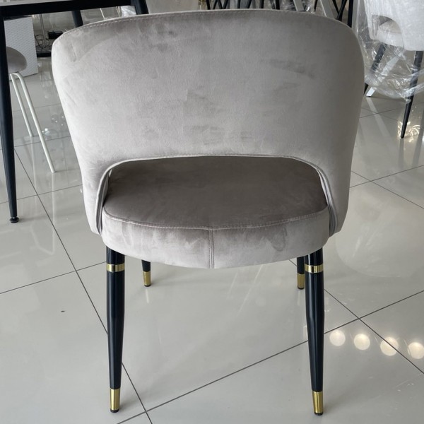 Стілець Фостер – стиль та комфорт для вашої кухні