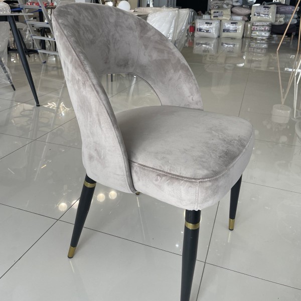 Стілець Фостер – стиль та комфорт для вашої кухні