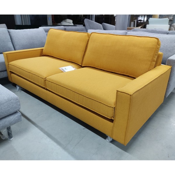 Прямий диван Fyn для вашої вітальні