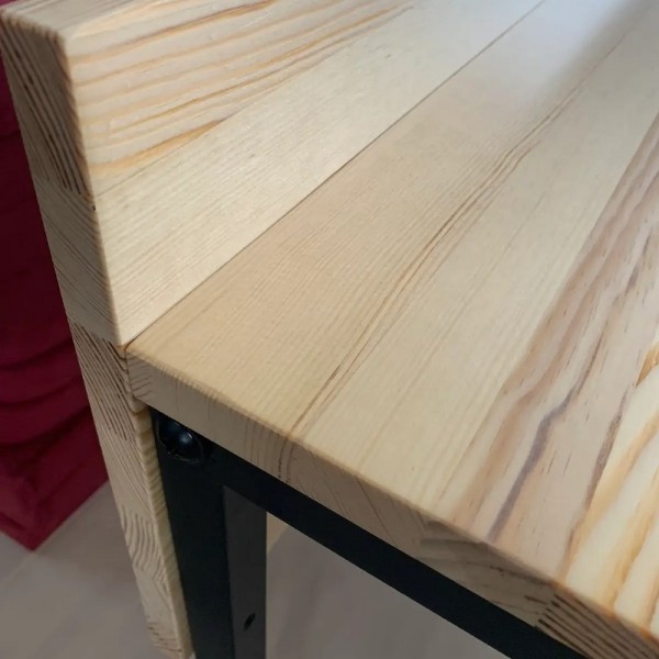 Комп'ютерний стіл Хокі – для комфортної роботи в офісі