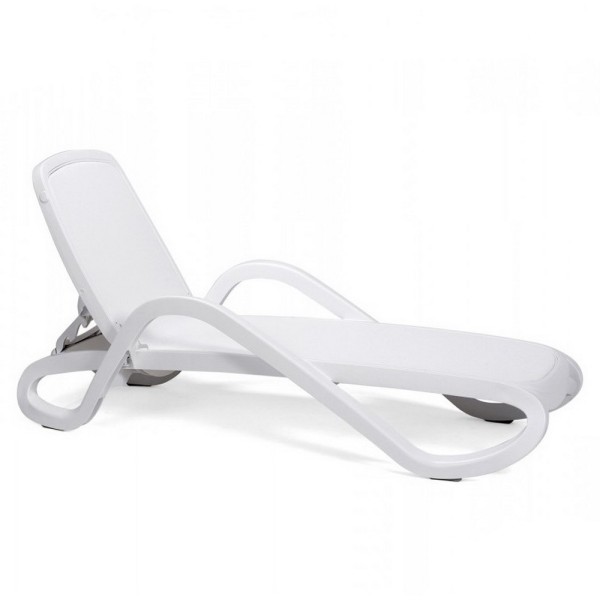 Шезлонг Alfa – ідеальний вибір для комфортного відпочинку на вулиці