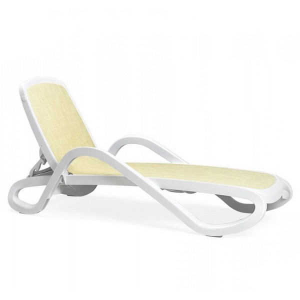 Шезлонг Alfa – ідеальний вибір для комфортного відпочинку на вулиці