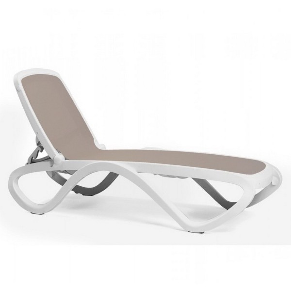 Шезлонг Omega – для відпочинку на вулиці