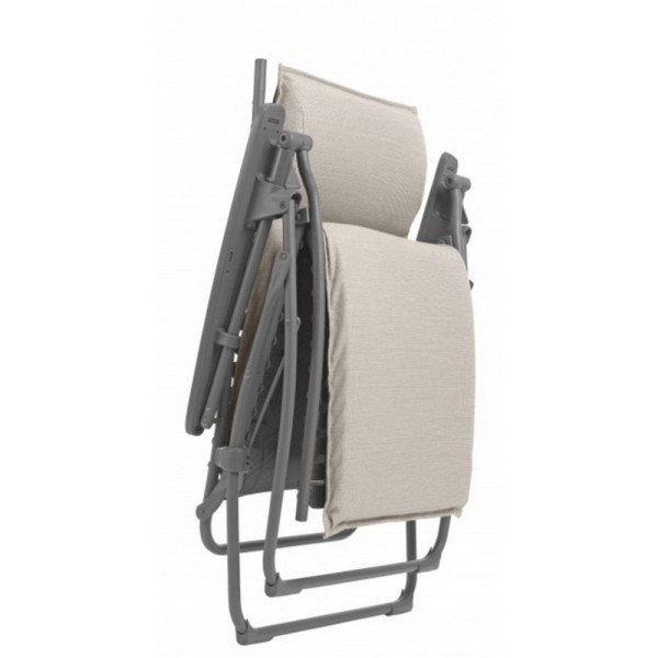 Крісло-шезлонг Evolution — ідеальний вибір для вашого саду та вулиці