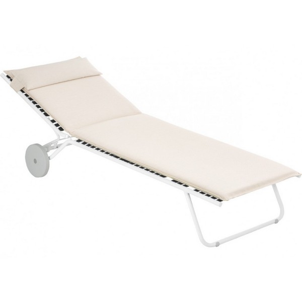 Шезлонг Miami: комфорт та стиль для вашого саду