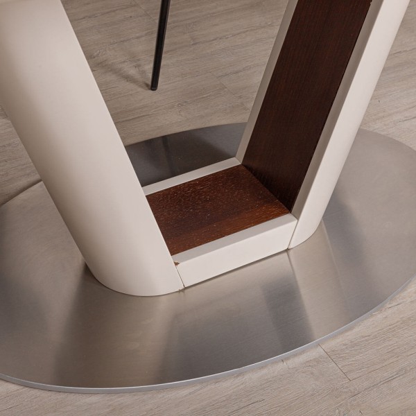 Стіл Denver — стильний овальний стіл для сучасної кухні