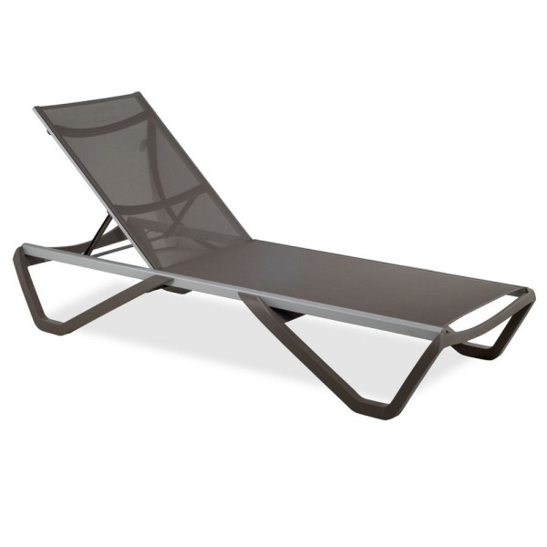 Шезлонг Wave – ідеальний вибір для вашого саду