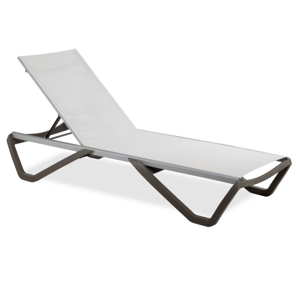 Шезлонг Wave – ідеальний вибір для вашого саду