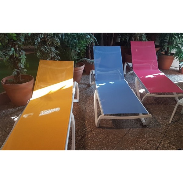 Шезлонг Wave – ідеальний вибір для вашого саду