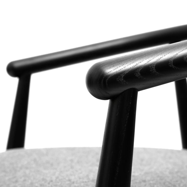 Стілець Mamont Black – стілець для кухні та кафе